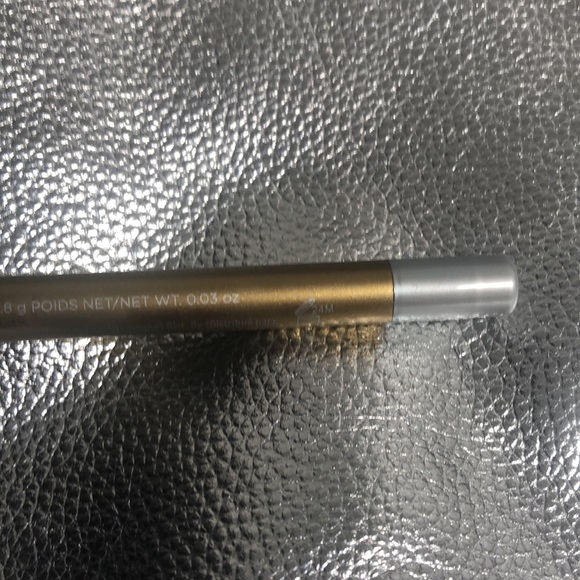 Limited Edition UD Glide-On Pencil in Stargazer - Picture 9 of 9